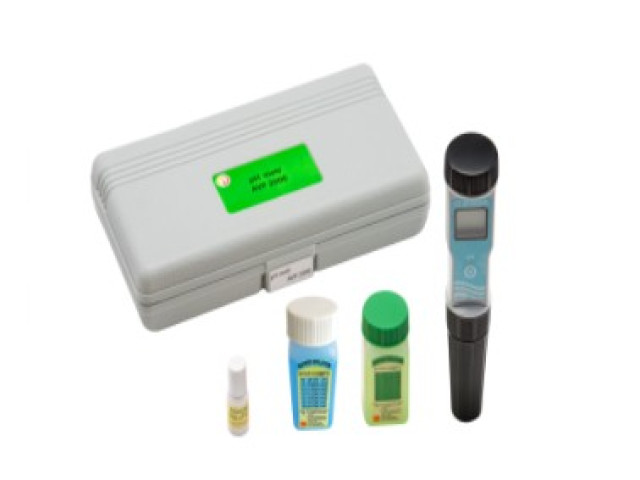 AVP 2000 - Elektronický pH meter s teplotnou kompenzáciou
